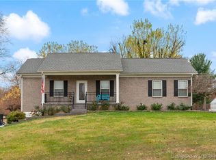 2826 Andrea Dr, Floyds Knobs, IN 47119