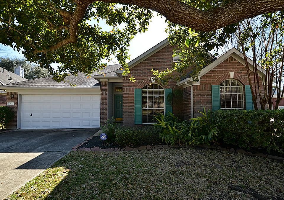 1st image of 2027 Mossy Trail Dr