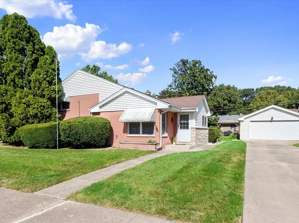 5730 Emerson St, Morton Grove, IL 60053