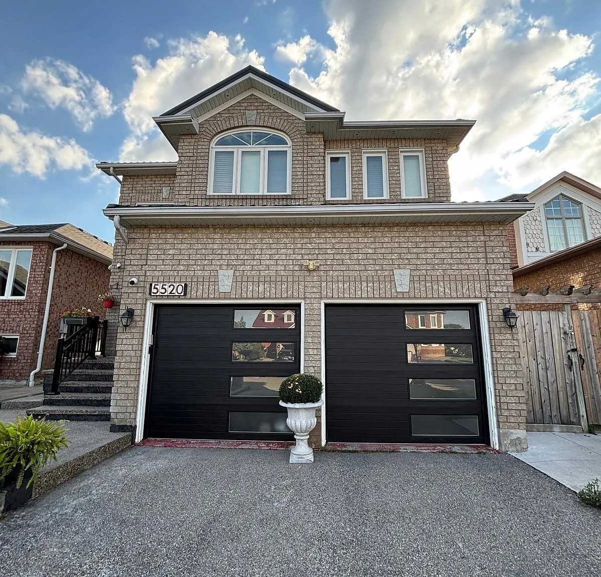 2 bed, $2,100 — Photo 1