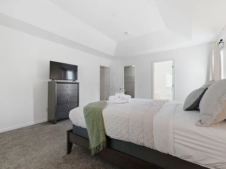 7149 Cobden Ln — Photo 10