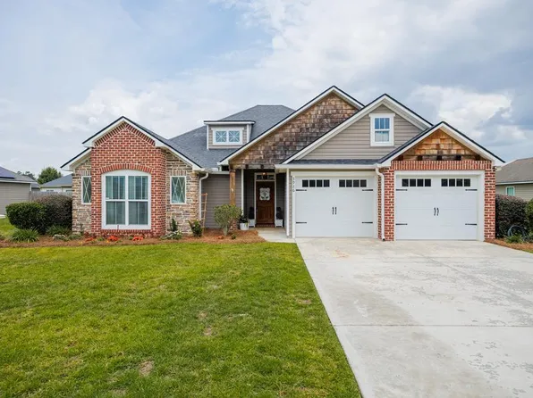 3926 Karaline Cir, Valdosta, GA 31605
