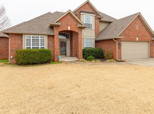 2834 Misty Ridge Dr, Norman, OK 73071