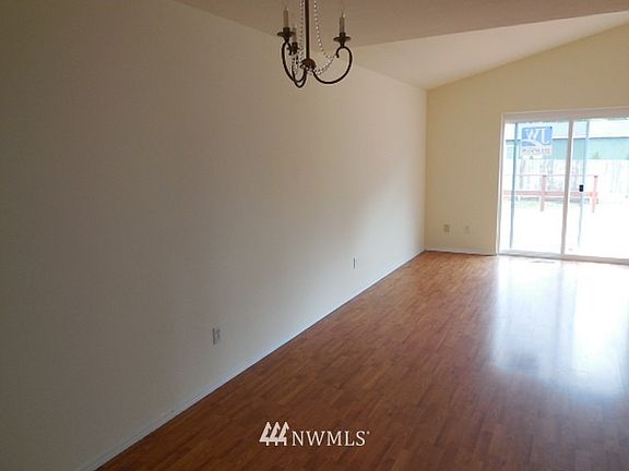 5th image of 3442 180th Avenue SE