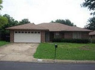 4712 Applewood Rd, Fort Worth, TX 76133