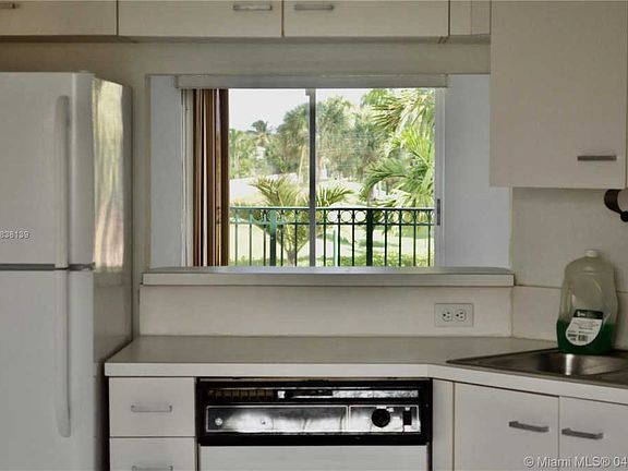 5th image of 10014 Hammocks Blvd APT 208-4