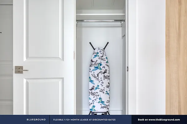 Rented by The Blueground | media 315