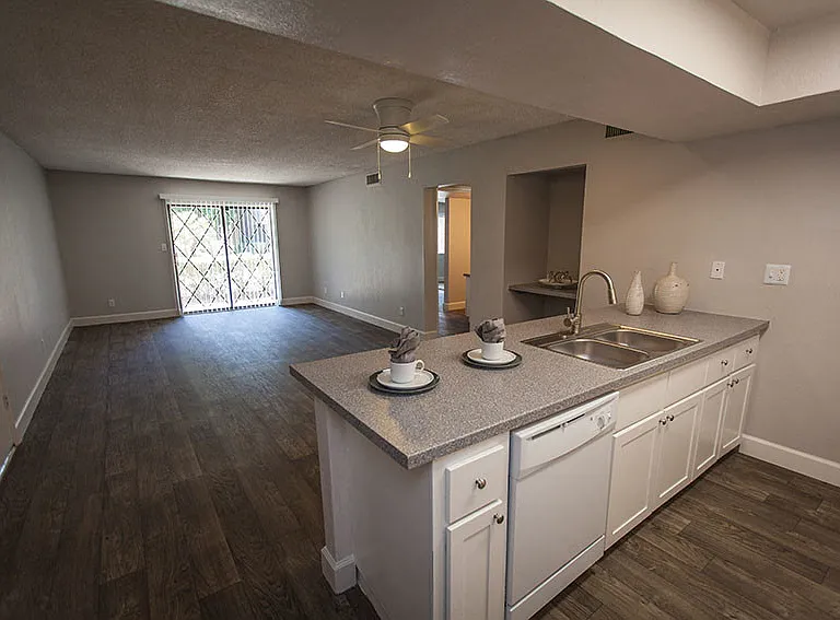 La Costa at Dobson Ranch — Photo 12
