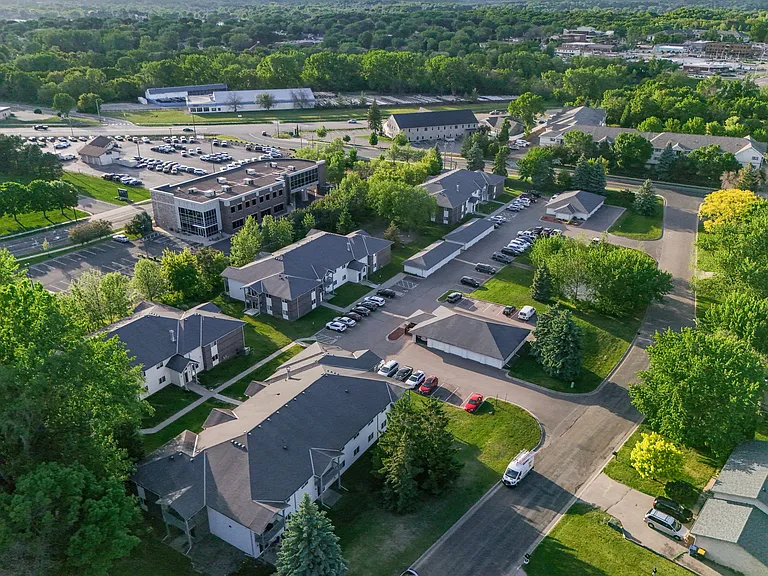 Kestrel Village — Photo 40