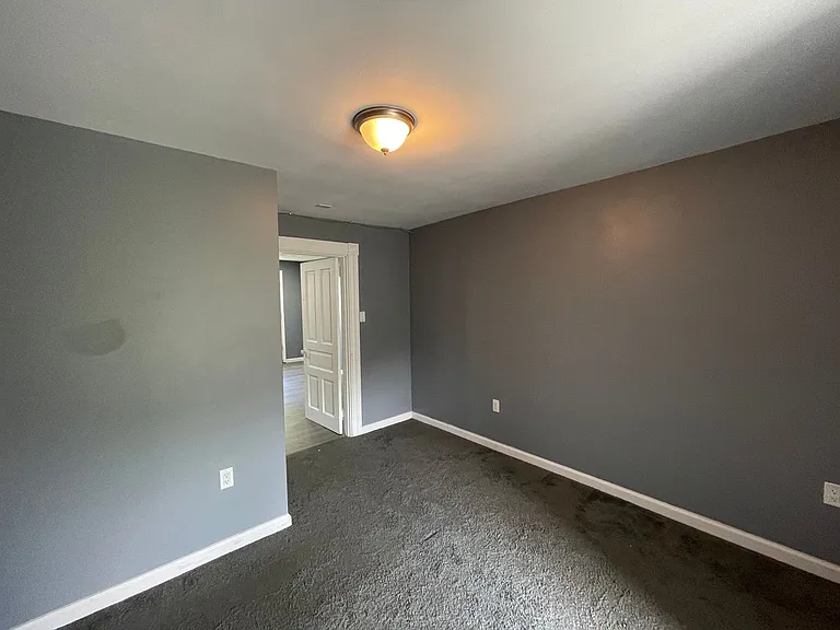 1027 Salter Way — Photo 10