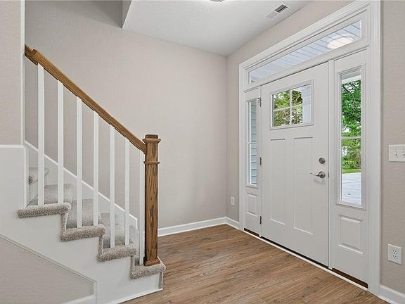 4th image of 3315 Tyre Neck Rd