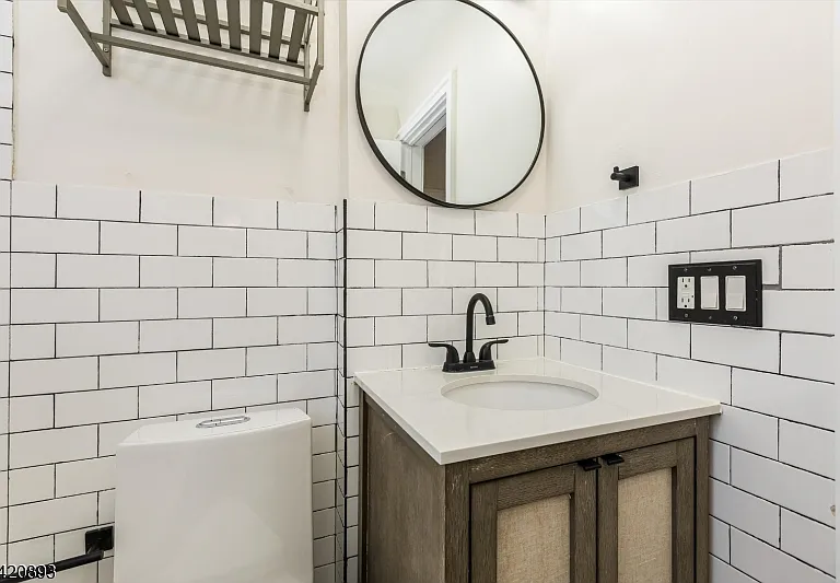 43 Pleasant Ave #2 — Photo 22
