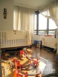 Rented by Manhattan Connection