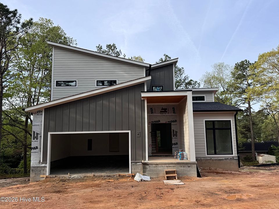 1st image of 1104 N Glenwood Trail
