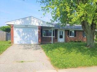 1319 Commonwealth Dr, Xenia, OH 45385