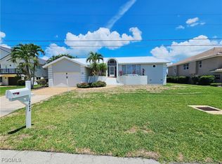 1242 Par View Dr, Sanibel, FL 33957
