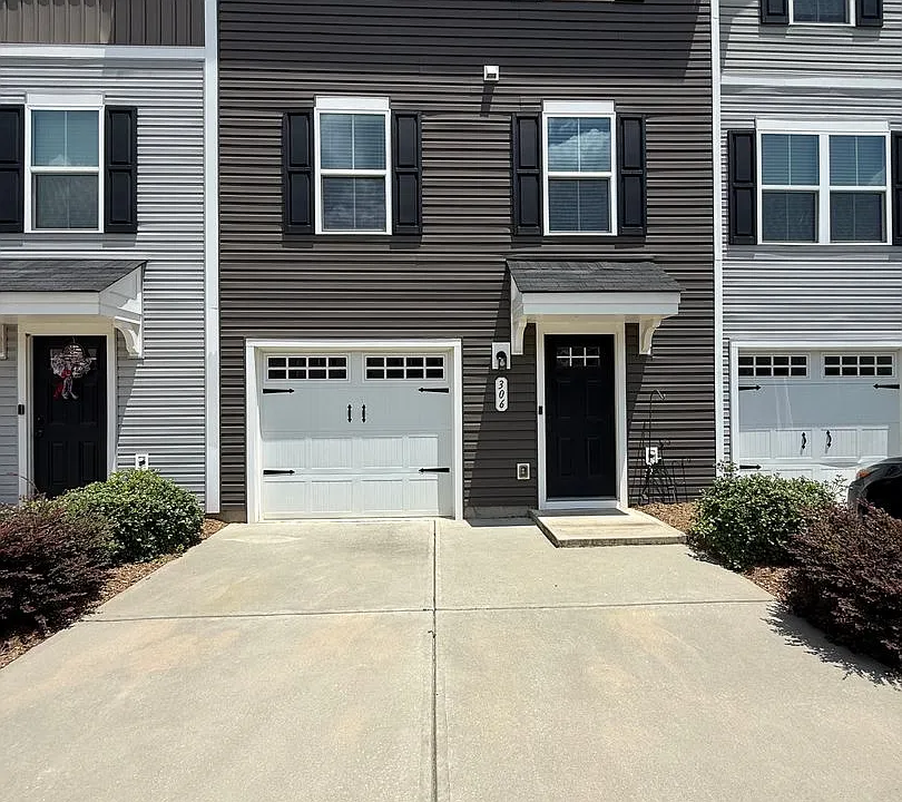 306 Parkridge Way