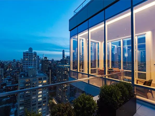 501 3rd Avenue image 10 of 12