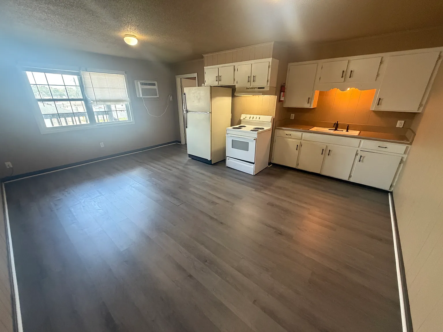 1 bed, $750 — Photo 2