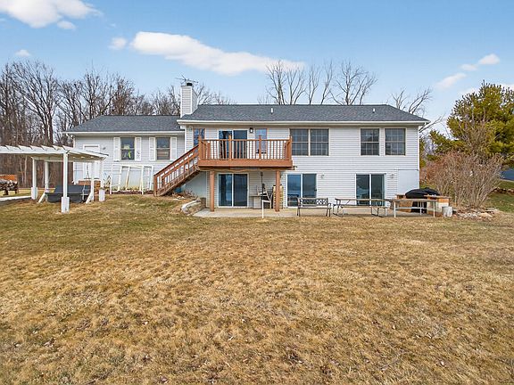 3rd image of 8151 Stephenson Rd