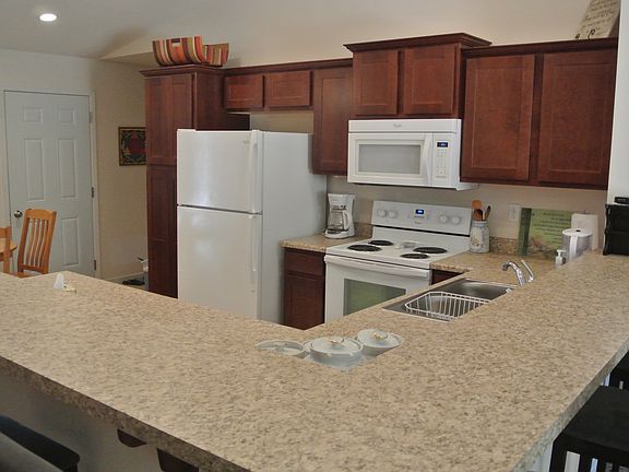 Large breakfast bar