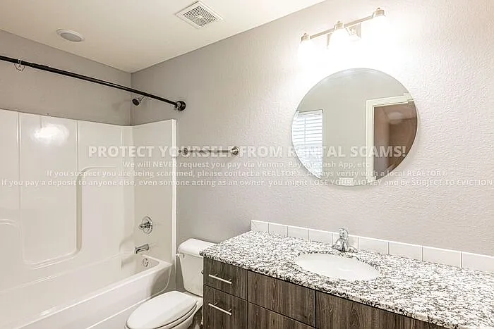 1374 N Corsica Dr — Photo 8