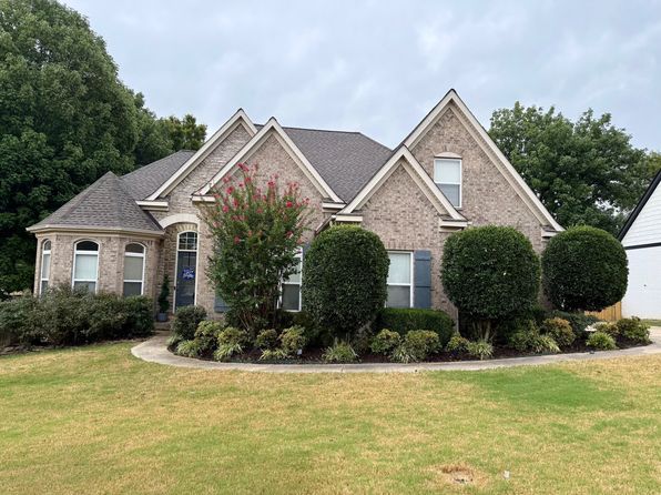 4004 Chapel Hill Dr