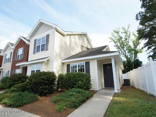 1300 Thomas Langston Rd APT 9, Winterville, NC 28590