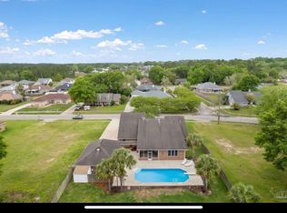10060 Bristol Park Rd, Cantonment, FL 32533
