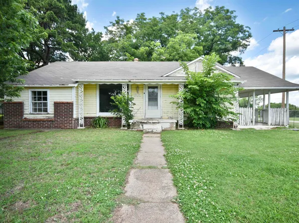 601 North Ave, Comanche, OK 73529