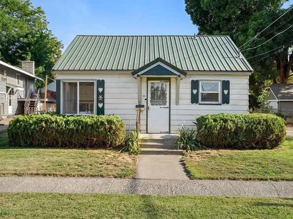 1031 Prosser Ave, Prosser, WA 99350