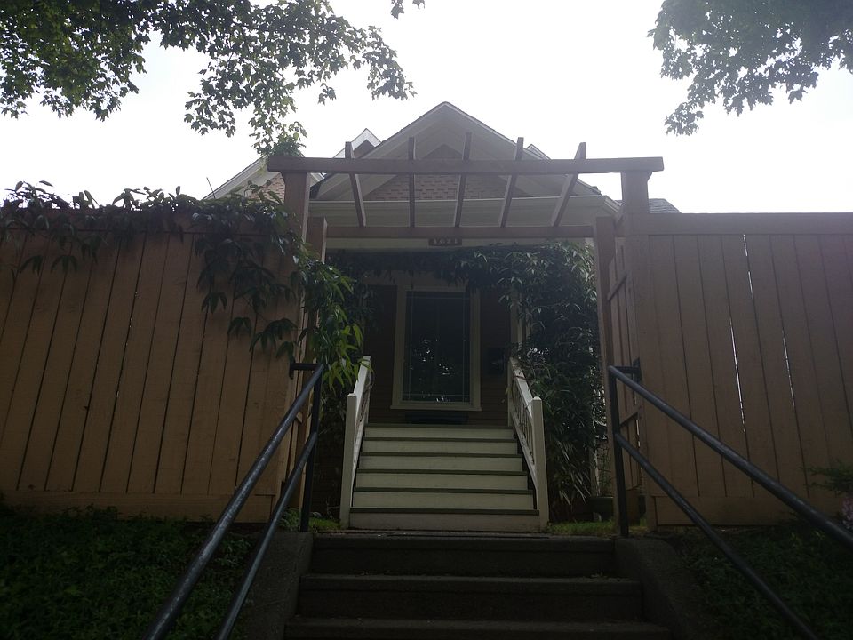 2nd image of 1621 23rd Ave