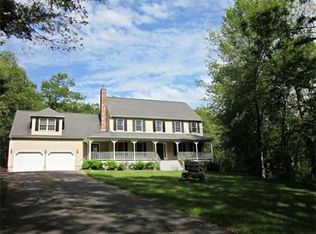 27 Burnt Swamp Rd, Plainville, MA 02762