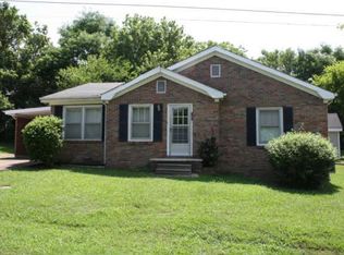 108 6th Ave S, Loretto, TN 38469