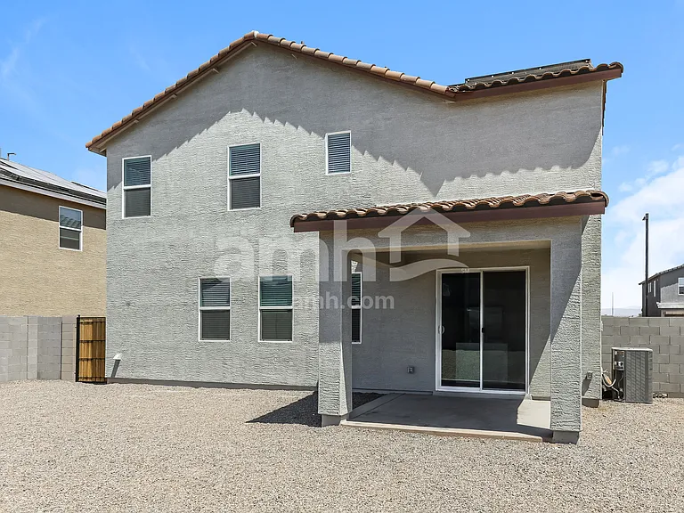 18475 W Honeysuckle Dr — Photo 18