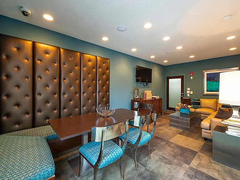 3000 Sage Apartments — Photo 7