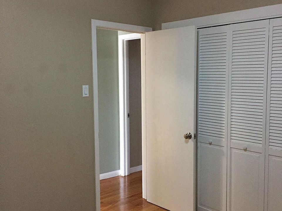 2nd image of 212 Felton St