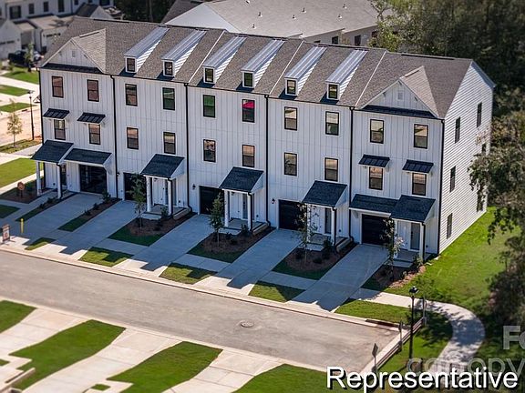 3rd image of 11742 Avocet St #58