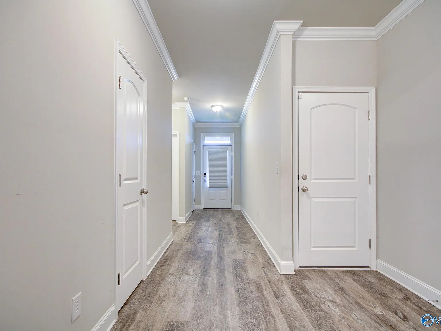 4 bed, 1934 sqft, $1,900 — Photo 3