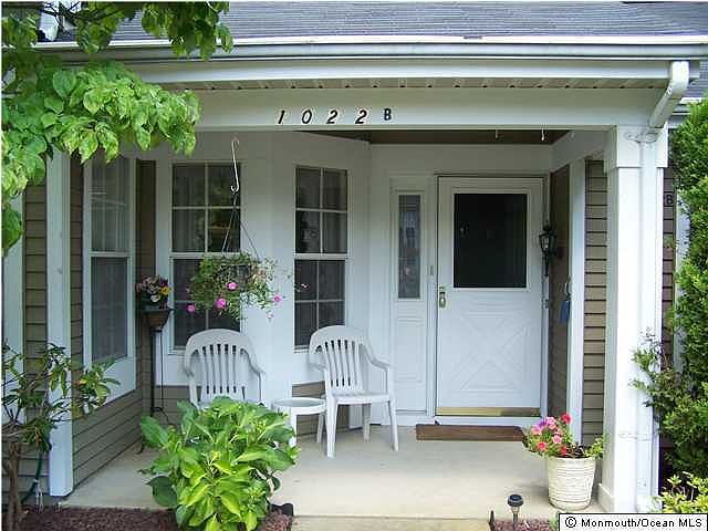 1st image of 1022 Buckingham Drive #B