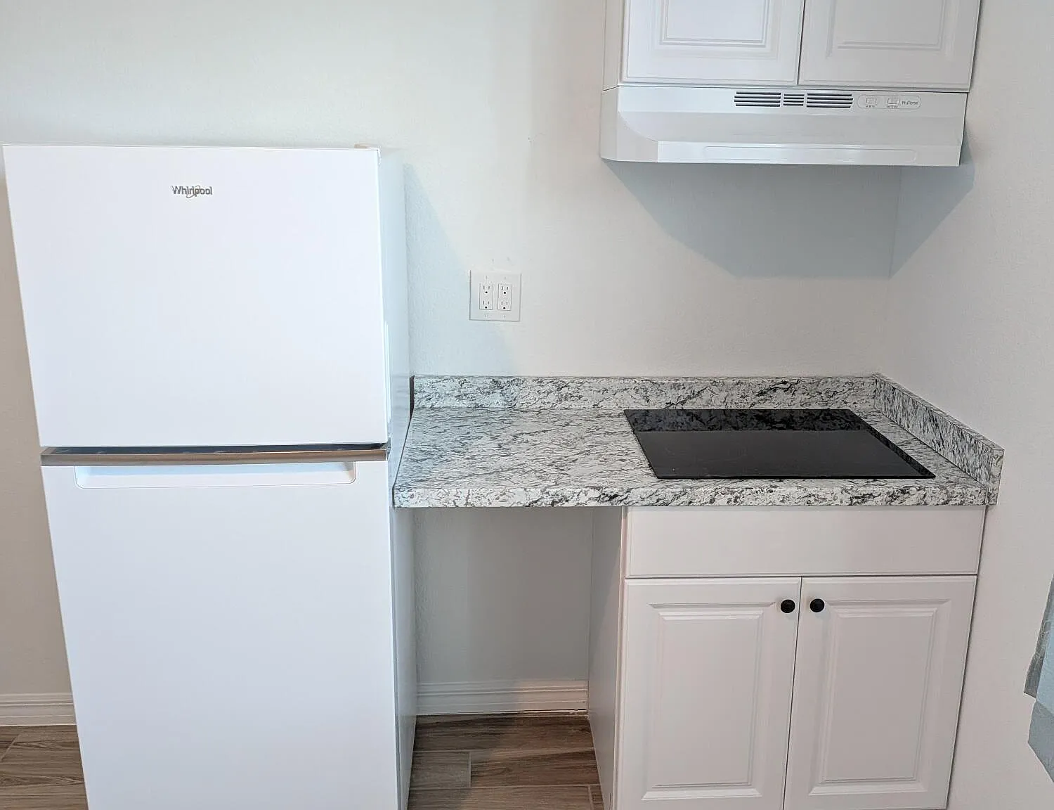 1 bed, 1.0 bath, 350 sqft, $1,500 — Photo 2