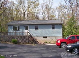 369 Timber Hill Rd, Henryville, PA 18332