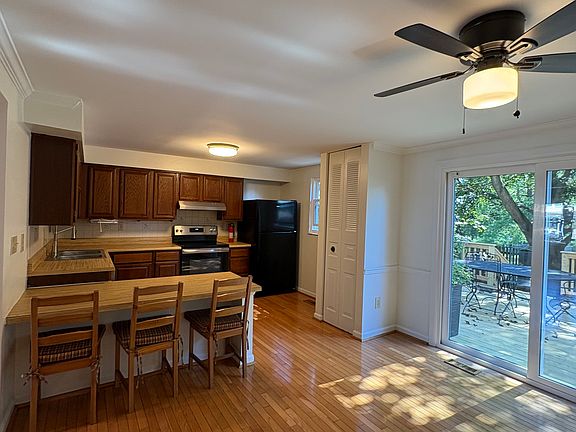 4th image of 1795 Hillmeade Sq