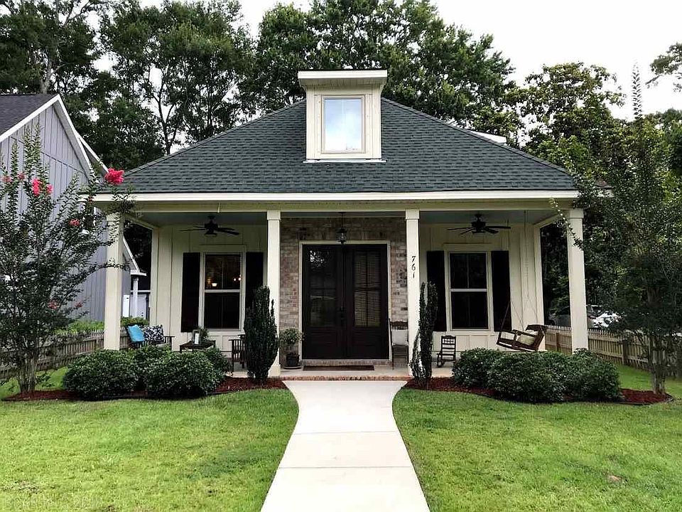 1st image of 769 Coleman Ave