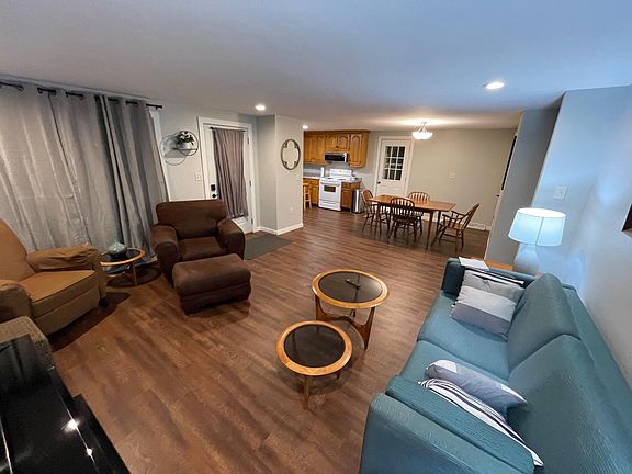 3rd image of 1607 Louisiana Pl