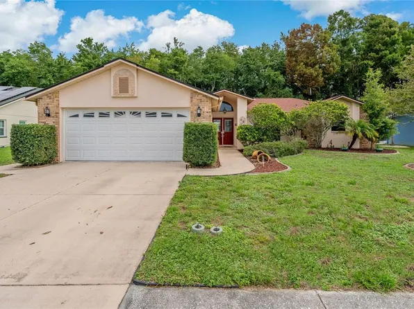 8671 Cypress Lakes Blvd, New Port Richey, FL 34653