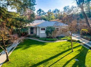 1615 W College Ave, Visalia, CA 93277