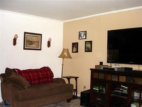3rd image of 7220 Saint Clair Ave
