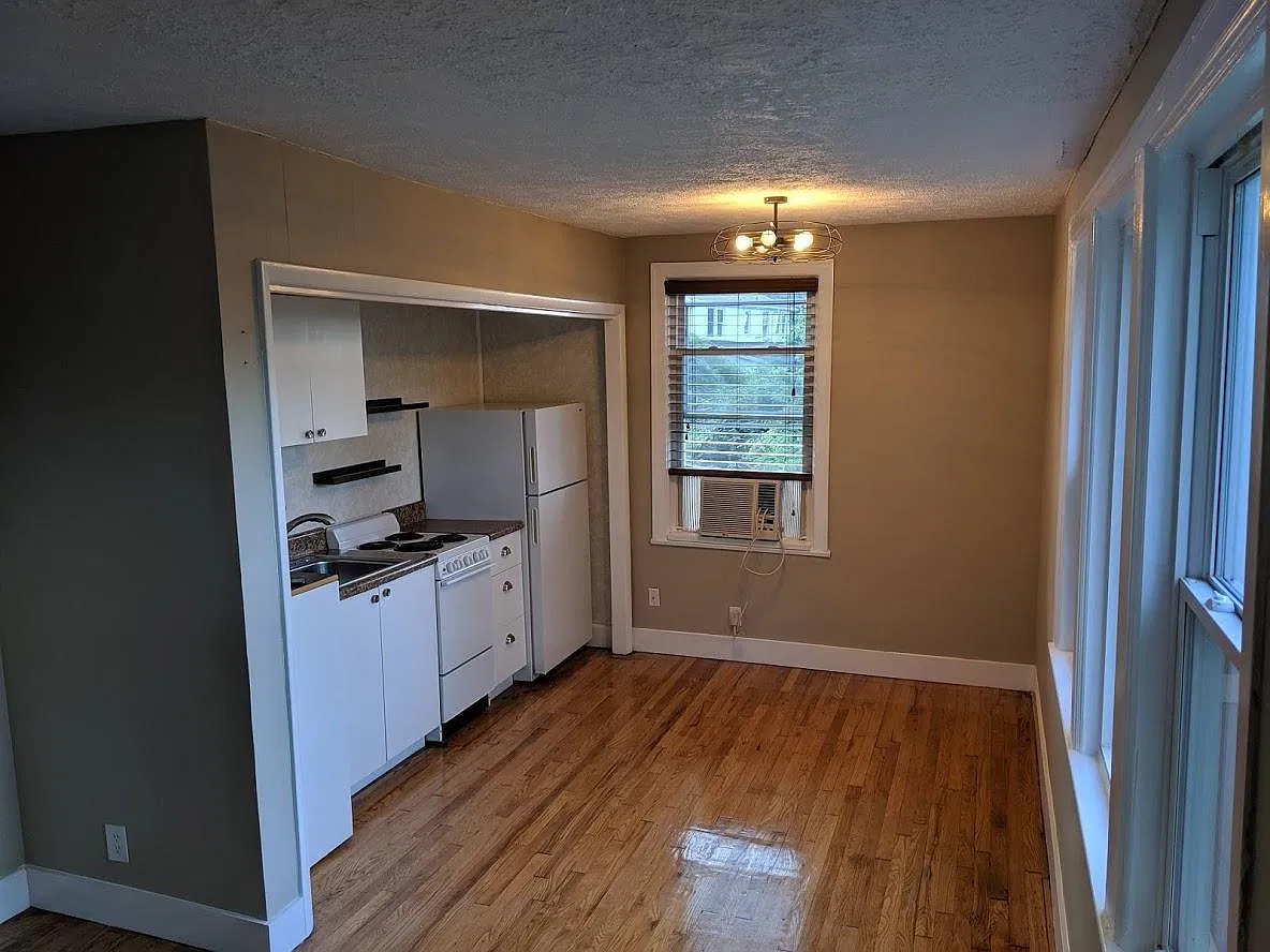 2604 Sherrod Rd — Photo 4