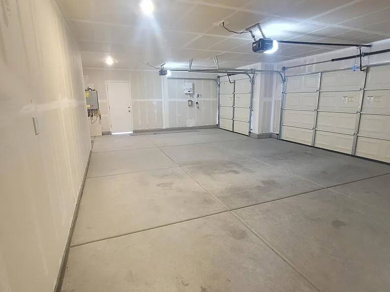 2272 Malkin Ct — Photo 15